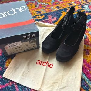 Arche Women’s Wedge Mary Jane shoe